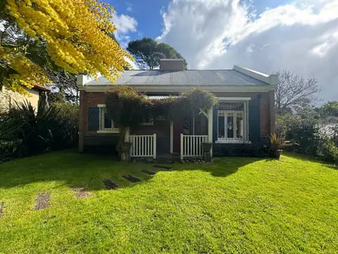 Casa en Alquiler en Zona B5, USD 2.000