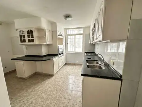 Departamento en Alquiler Moreno