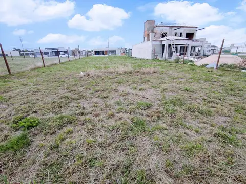 Terreno en Venta 15  mts Frente
