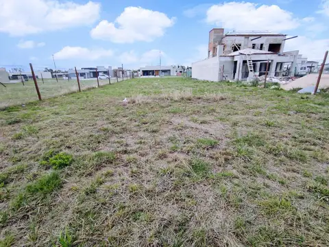 Terreno en Venta en Funes, USD 87.000