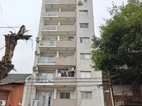 Departamento 2 ambientes en ciudadela.