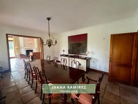Casa 6 ambientes con 4 baños