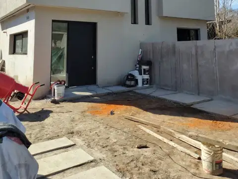 Venta  duplex 3 AMBIENTES en Benavidez, Tigre