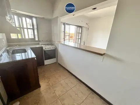 Depto Tipo Casa en Alquiler de 2 ambientes