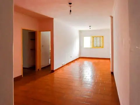 Departamento en alquiler - 2 dormitorios 1 baño - Cochera - 65mts2 - José Hernández, La Plata