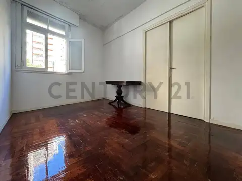 Yerbal 1262 100, Piso 1