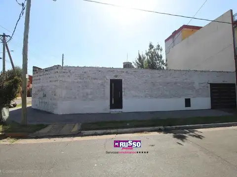 Venta casa 3 ambientes Isidro Casanova