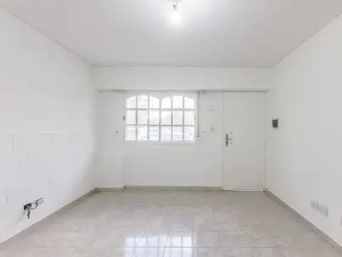 Depto Tipo Casa en Venta 20 años