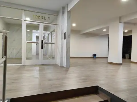 Depto 4 amb con Balcon y vista jardines | Bajo Vte Lopez