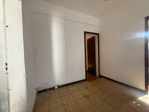 Depto Tipo Casa en Alquiler en Villa Ballester, $ 550.000