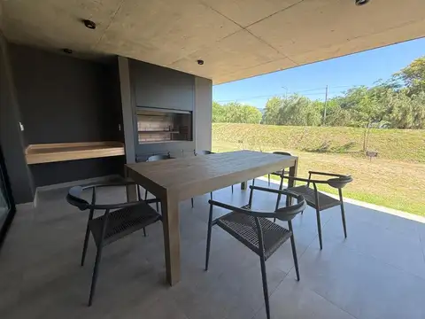 La Trinidad Condominio, San Lorenzo Chico 100