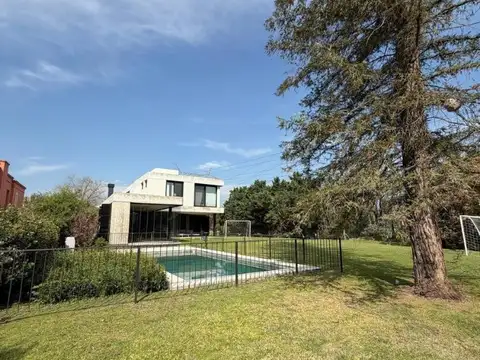 Casa en Venta en Buenos Aires Golf, USD 1.520.000