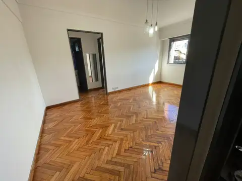 Departamento en Alquiler en Lanus Este, $ 480.000