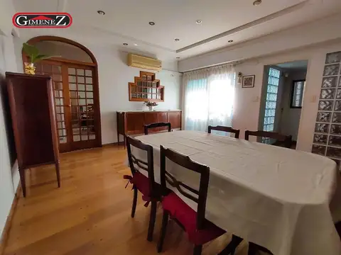 VENTA CASA LOTE PROPIO - GARAJE - RECICLADA - 318 m2 TOTALES
