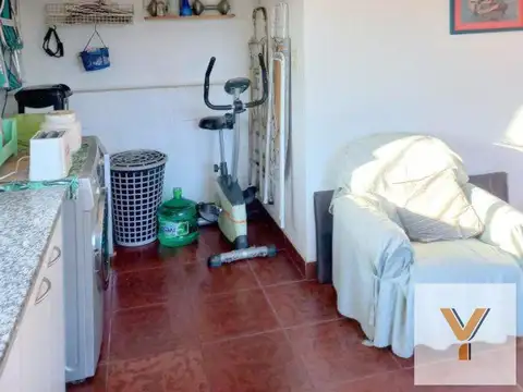 Depto Tipo Casa en Venta 40 años