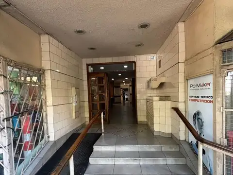 Impecable 4 amb piso alto,