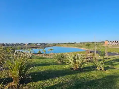 Terreno en Venta en Los Juncos, USD 20.000