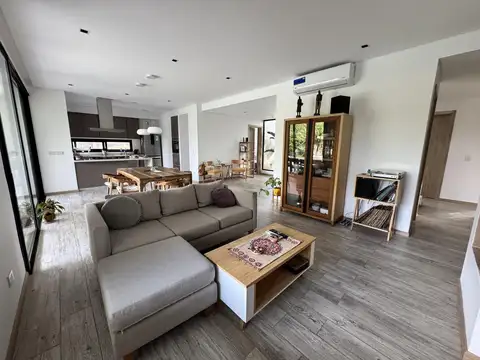 Barrio Los Potrillos,  Fatima, PILAR