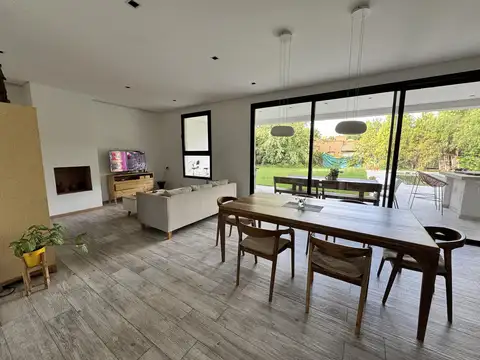 Casa en Venta de 4 dormitorios