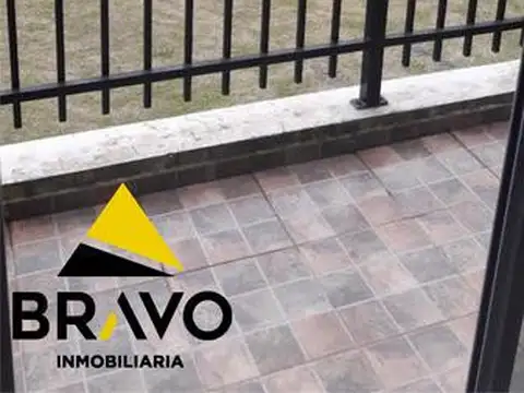Depto Tipo Casa en Venta con 1 cocheras
