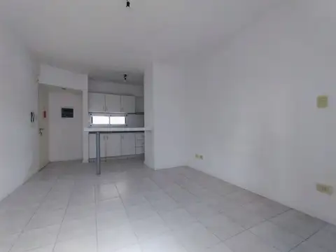Independencia 100 , Piso 4