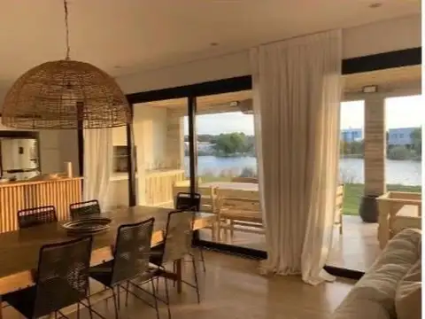 Casa Chalet  en Alq. Temporario en Costa Esmeralda, Costa Atlántica, Buenos Aires