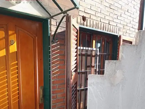 Departamento en Alquiler en Lomas del Mirador, $ 630.000