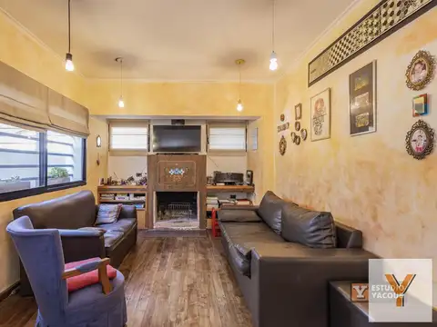 Casa 5 ambientes con 2 baños