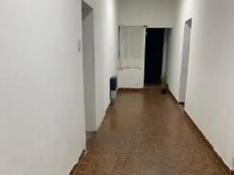 Falucho y caseros , Piso 0