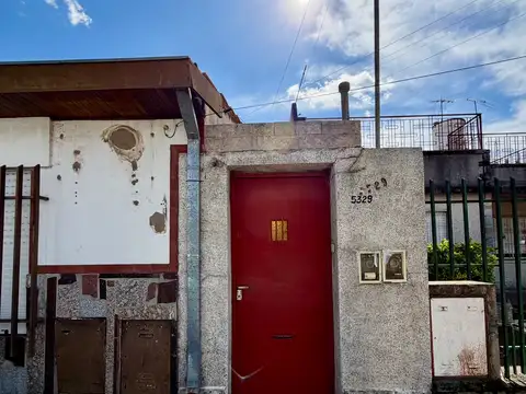 ALQUILER - CASA TIPO PH 3 AMB - CASEROS - TRES DE FEBRERO