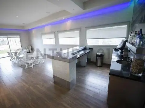 Local en Venta 25 años