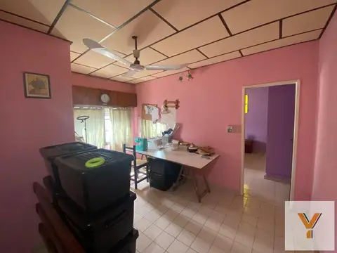 Casa en venta - 3 Dormitorios 2 Baños - 289Mts2 - Florencio Varela