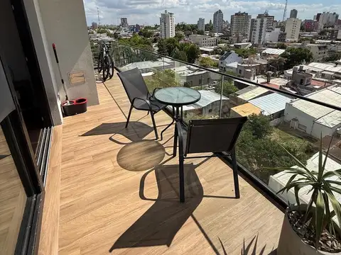 Departamento 2 ambientes con cochera en Escobar