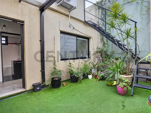 Depto Tipo Casa en Venta de 2 ambientes