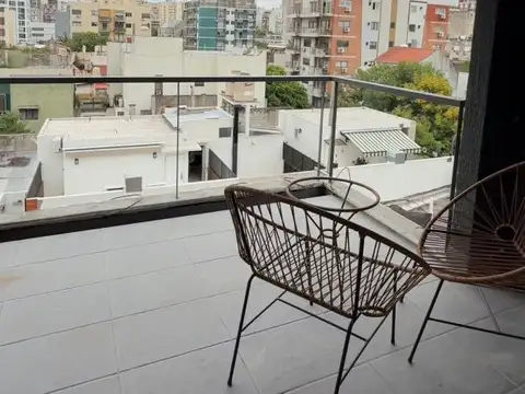 TREINTA Y TRES ORIENTALES 200, Piso 5