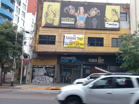LOCAL 800m2 en 2 plantas alquiler Avellaneda