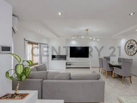 Casa en Venta de 5 dormitorios