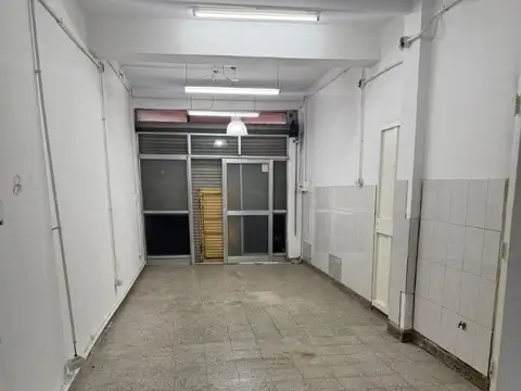 Local en Alquiler en Versalles, $ 650.000