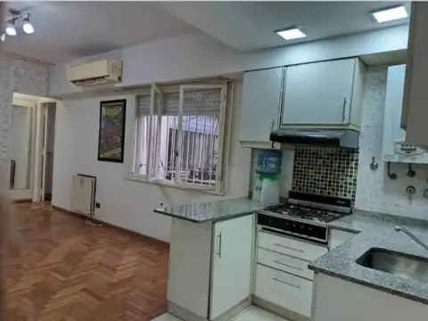 Santiago Del Estero 700 , Piso 1