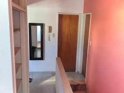 Depto Tipo Casa en Venta 60 años