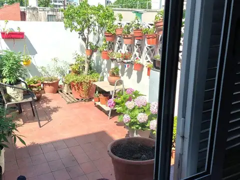 Depto Tipo Casa en Venta en Colegiales, USD 158.000