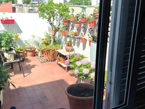 Depto Tipo Casa en Venta en Colegiales, USD 158.000