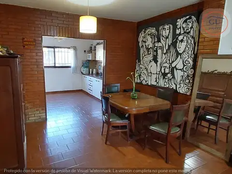 Casa 4 ambientes con 1 baño