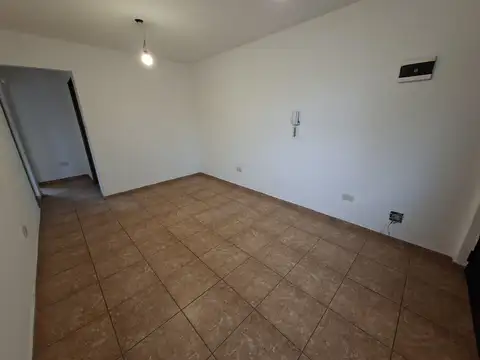Departamento en Alquiler en San Antonio de Padua, $ 500.000