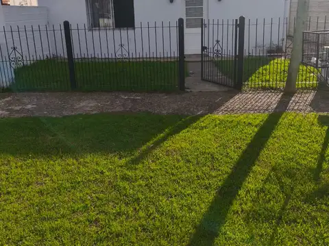 EXCELENTE CASA EN ALQUILER EN LOS CARDALES