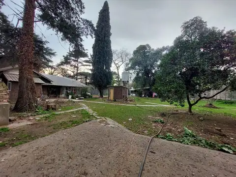 Quinta en Venta con 5 cocheras