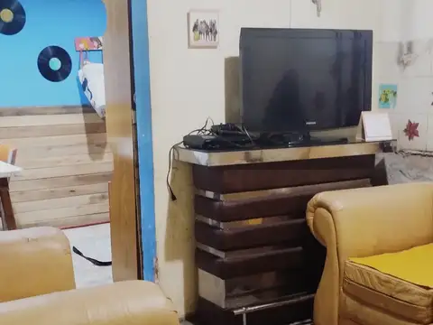 Depto Tipo Casa 3 ambientes con 1 baño
