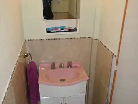 DUPLEX DE 4 AMBIENTES CON GARAGE, PATIO  Y TERRAZA PROPIO EXCELENTE ESTADO!