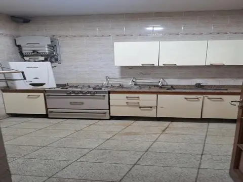 GALPON, LOCAL, VIVIENDA