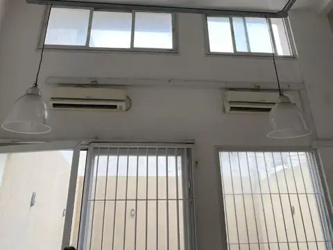 Local en Alquiler en Plaza Colon, $ 1.400.000